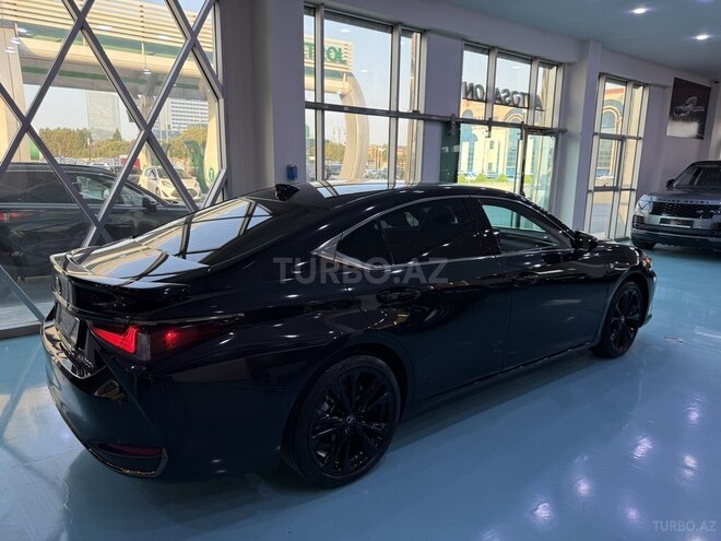 Lexus ES 300h 2024, 25,000 km - 2.5 l - Bakı