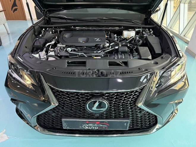 Lexus ES 300h 2024, 25,000 km - 2.5 l - Bakı