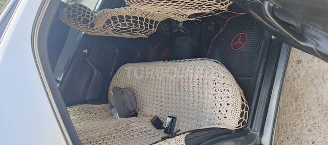Mercedes 190 1990, 380,000 km - 2.0 л - Xaçmaz