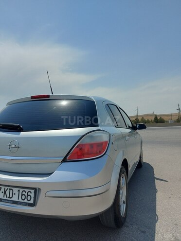 Opel Astra 2006, 275,000 km - 1.4 l - Bakı
