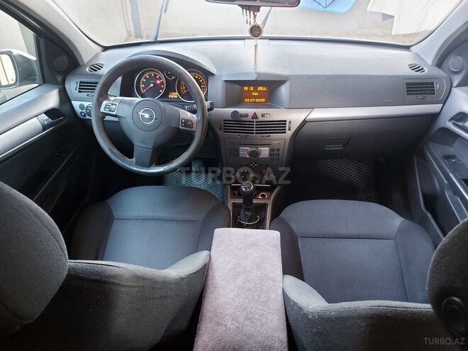 Opel Astra 2006, 275,000 km - 1.4 l - Bakı
