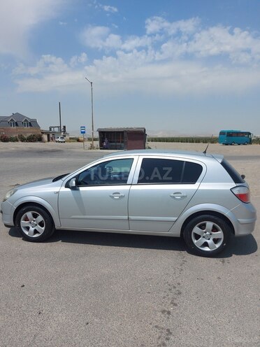 Opel Astra 2006, 275,000 km - 1.4 l - Bakı