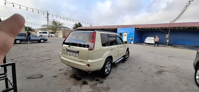 Nissan X-Trail 2003, 241,498 km - 2.0 l - Sumqayıt