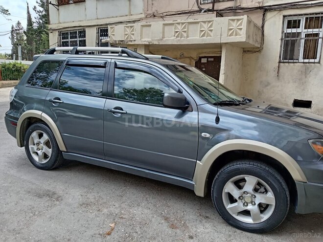 Mitsubishi Outlander 2002, 240,000 km - 2.4 l - Bakı