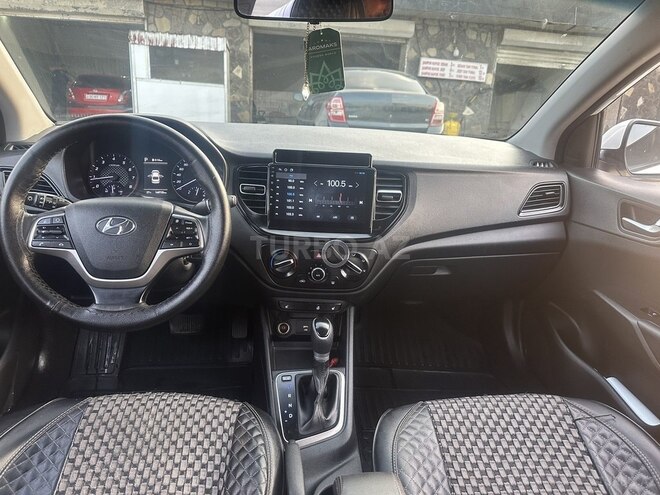 Hyundai Accent 2021, 166,000 km - 1.6 l - Bakı