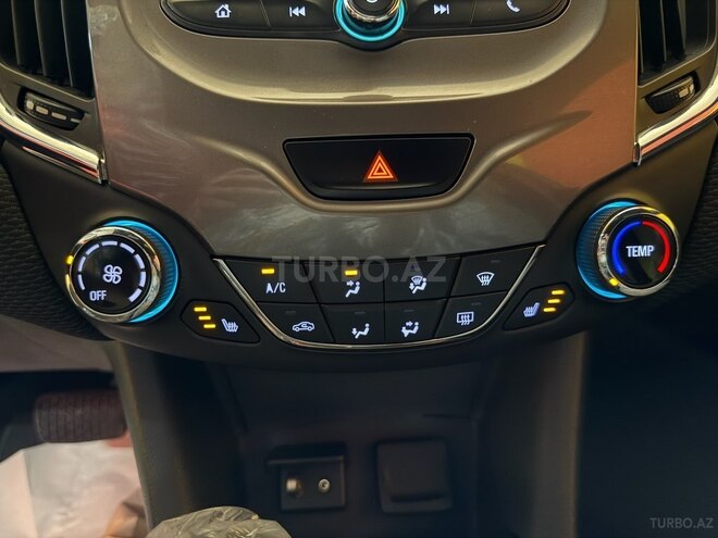 Chevrolet Cruze 2016, 99,000 km - 1.4 л - Sumqayıt