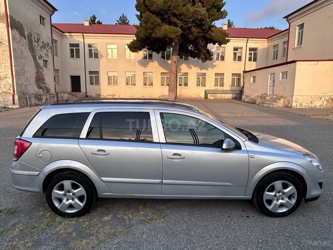 Opel Astra 2009, 320,000 km - 1.4 l - Bakı