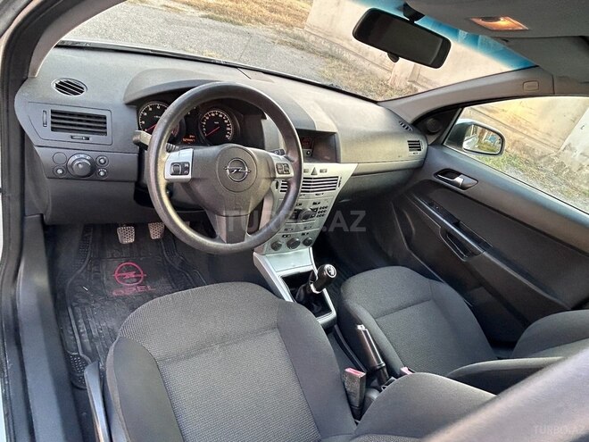 Opel Astra 2009, 320,000 km - 1.4 l - Bakı