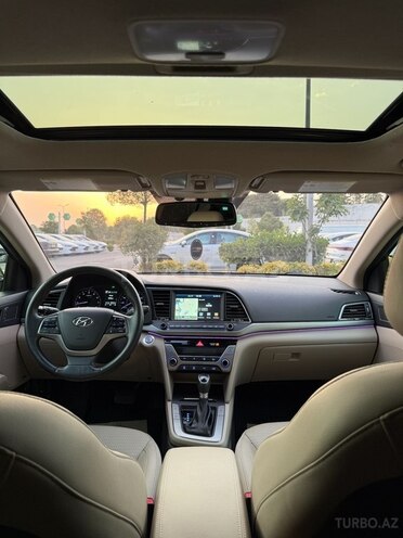 Hyundai Elantra 2017, 35,249 km - 2.0 л - Bakı