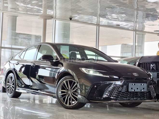 Toyota Camry-1