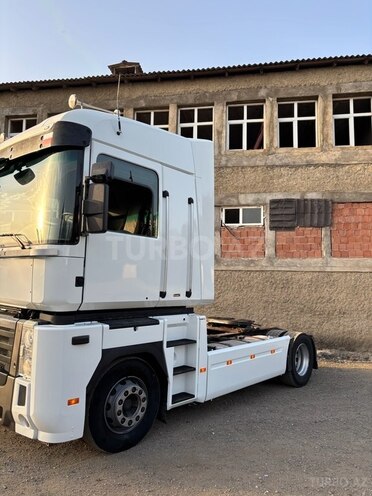 Renault Magnum 2009, 1,486,490 km - 13.0 l - Lənkəran