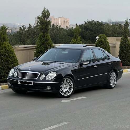 Mercedes E 240 2002, 318,000 km - 2.6 l - Bakı