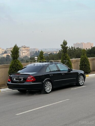 Mercedes E 240 2002, 318,000 km - 2.6 l - Bakı