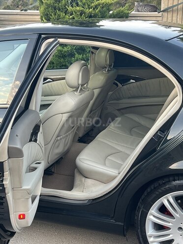 Mercedes E 240 2002, 318,000 km - 2.6 l - Bakı