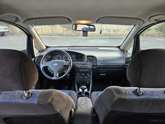 Opel Zafira 2001, 197,000 km - 2.2 л - Bakı