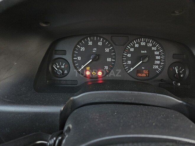 Opel Zafira 2001, 197,000 km - 2.2 л - Bakı