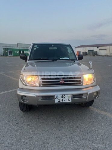Mitsubishi Pajero io 1998, 200,000 km - 1.8 л - Bakı
