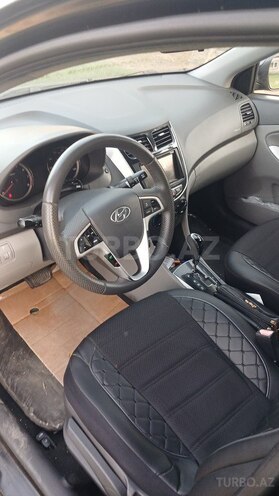 Hyundai Accent 2011, 235,845 km - 1.6 l - Balakən