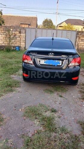 Hyundai Accent 2011, 235,845 km - 1.6 l - Balakən