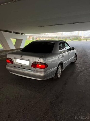 Mercedes E 220 d 2001, 598,000 km - 2.2 l - Bakı
