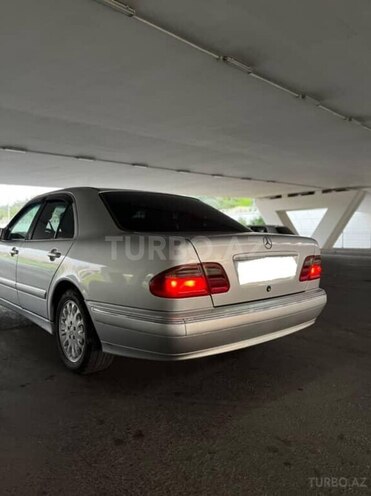 Mercedes E 220 d 2001, 598,000 km - 2.2 l - Bakı