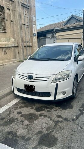 Toyota Auris 2011, 239,300 km - 1.4 л - Bakı