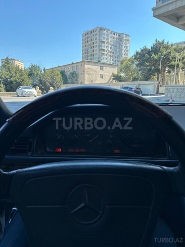 Mercedes E 250 1993, 368,000 km - 2.5 л - Bakı