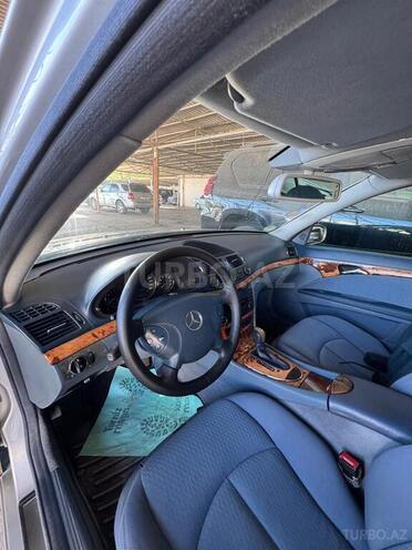 Mercedes E 240 2004, 395,000 km - 2.6 l - Bakı