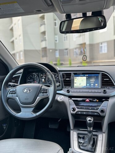 Hyundai Elantra 2016, 80,467 km - 2.0 л - Sumqayıt