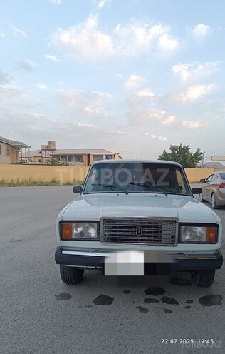 LADA (VAZ) 2107 2005, 190,000 km - 1.6 l - Salyan