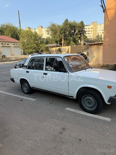 LADA (VAZ) 2107 2006, 179,000 km - 1.6 l - Bakı