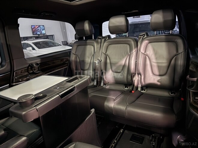Mercedes V 250 2018, 70,000 km - 2.0 l - Bakı