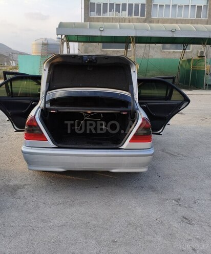 Mercedes C 200 2000, 278,417 km - 2.0 l - Bakı