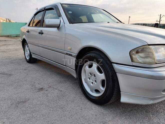 Mercedes C 200 2000, 278,417 km - 2.0 l - Bakı