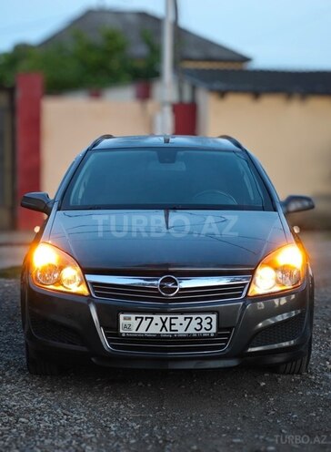 Opel Astra 2010, 179,000 km - 1.7 l - Xaçmaz