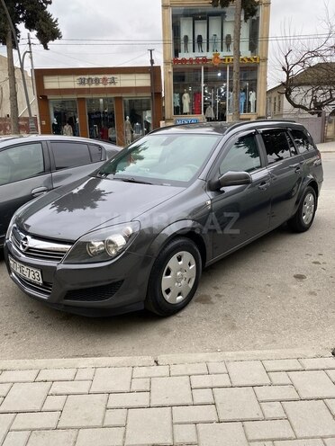 Opel Astra 2010, 179,000 km - 1.7 l - Xaçmaz