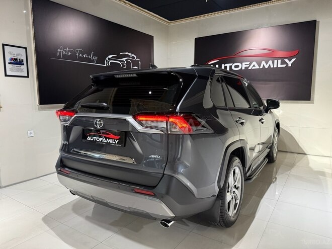 Toyota RAV4 2019, 13,500 km - 2.0 l - Bakı