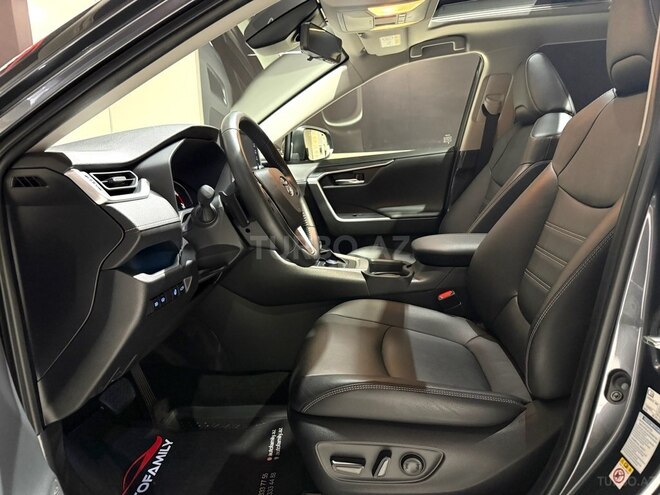 Toyota RAV4 2019, 13,500 km - 2.0 l - Bakı