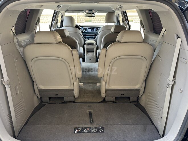 Kia Carnival 2018, 195,000 km - 2.2 l - Bakı