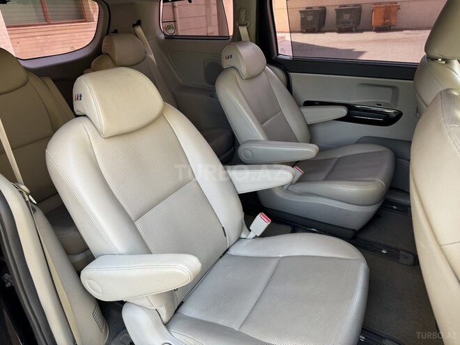Kia Carnival 2018, 195,000 km - 2.2 l - Bakı