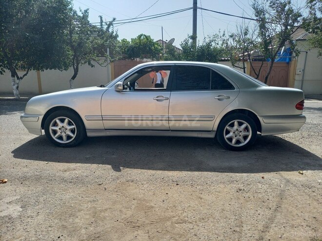 Mercedes E 220 d 2000, 225,000 km - 2.2 l - Tovuz