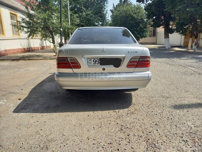Mercedes E 220 d 2000, 225,000 km - 2.2 l - Tovuz