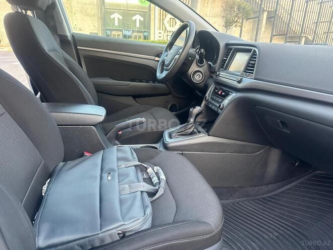 Hyundai Elantra 2018, 62,000 km - 2.0 л - Bakı