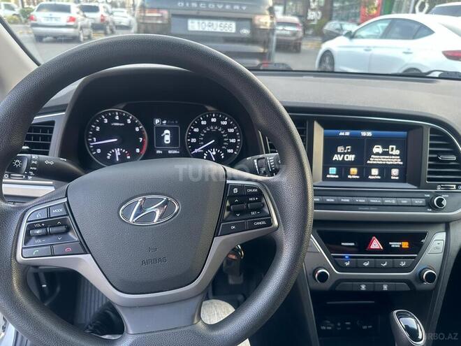 Hyundai Elantra 2018, 62,000 km - 2.0 л - Bakı