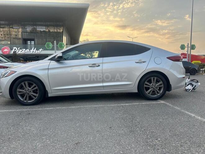 Hyundai Elantra 2018, 62,000 km - 2.0 л - Bakı