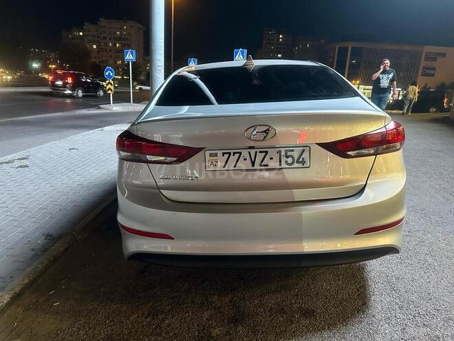 Hyundai Elantra 2018, 62,000 km - 2.0 л - Bakı