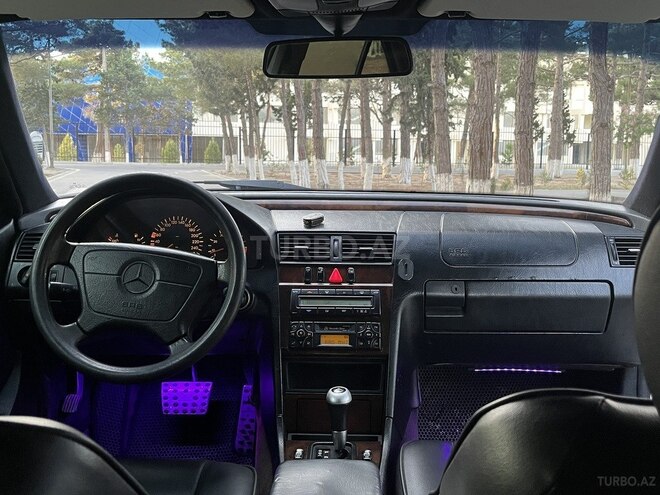 Mercedes C 240 1999, 222,225 km - 2.4 л - Sumqayıt