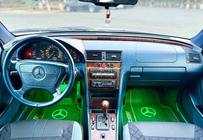 Mercedes C 280 1996, 173,500 km - 2.8 л - Bakı