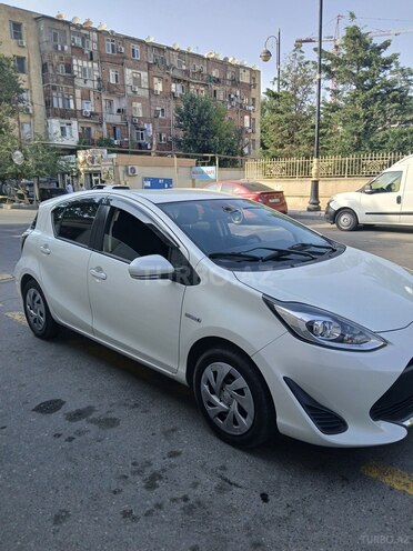 Toyota Aqua 2020, 65,000 km - 1.5 l - Bakı