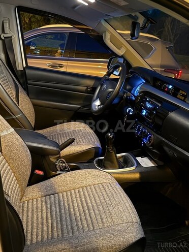 Toyota Hilux 2020, 80,483 km - 2.8 л - Bakı